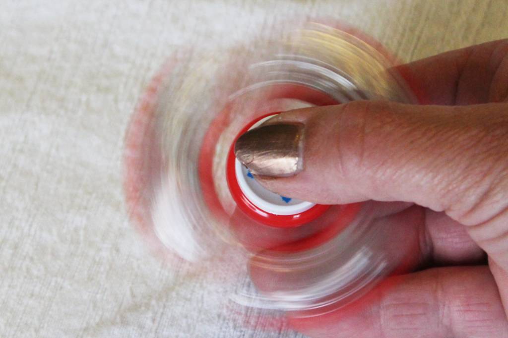 Hand spinner Metal counterweight Rood Hand spinner Metal counterweight Rood