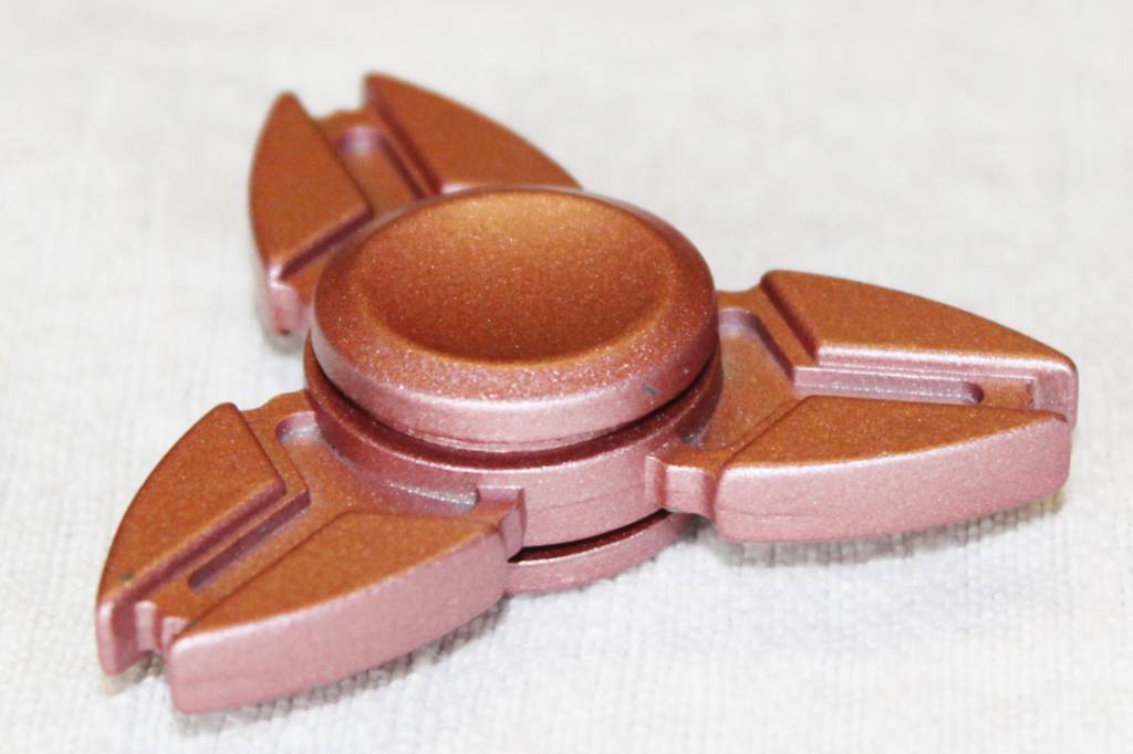 Hand spinner Metal drietand Brons