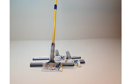 Ruitaftrekkers "Raamtrekkers met telescoopsteeltje" Ruitaftrekkers "Raamtrekkers met telescoopsteeltje"