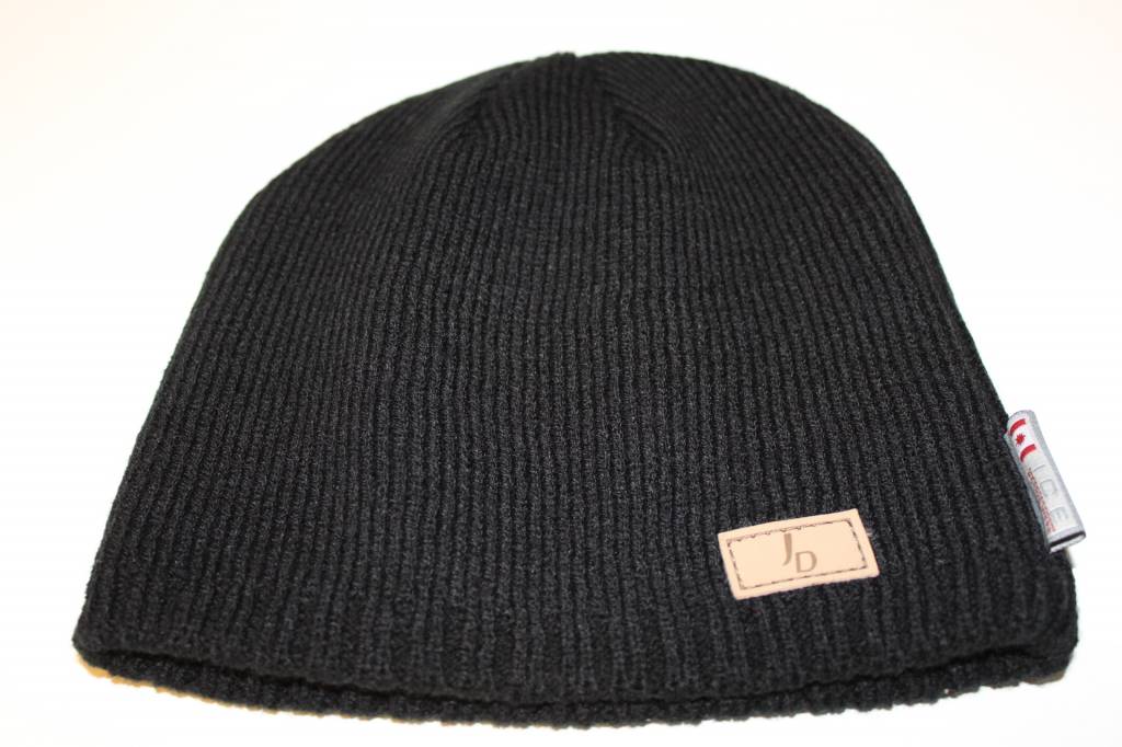 Muts gebreid zwart met Logo Muts gebreid zwart met Logo