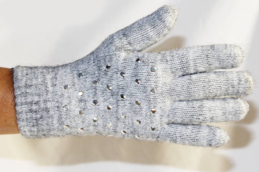 Dames Handschoenen pels with studs Dames Handschoenen pels with studs