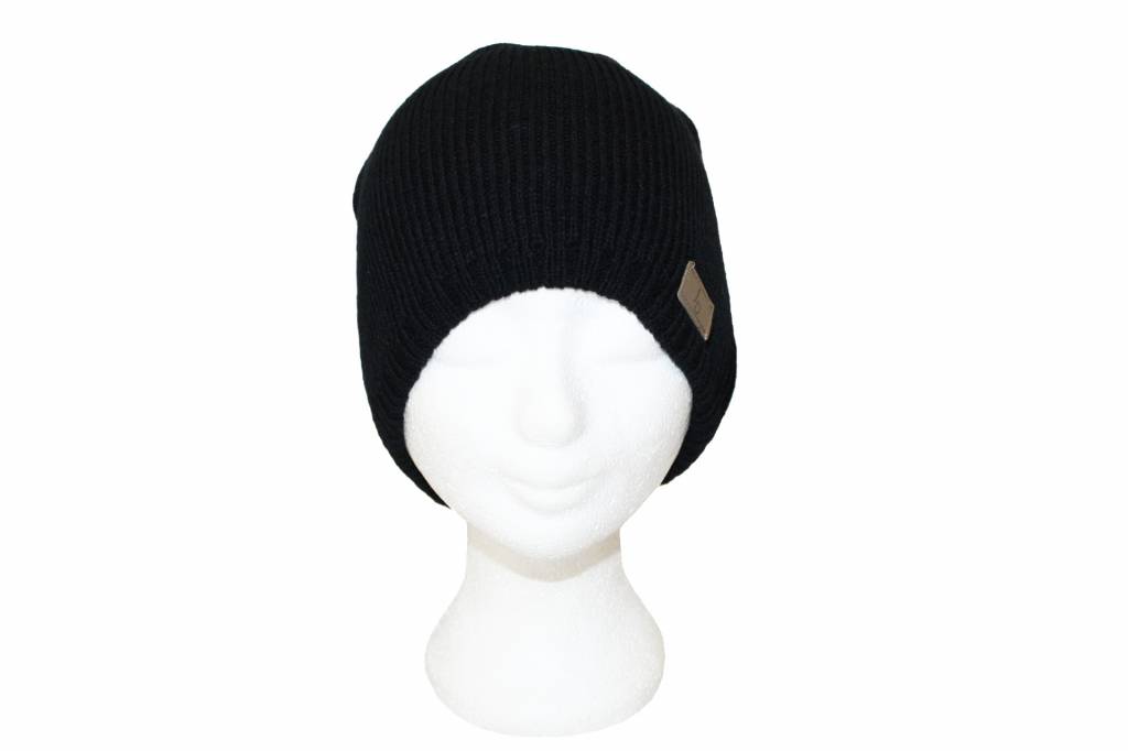 Muts gebreid zwart met Logo Muts gebreid zwart met Logo