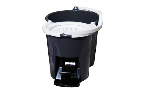 Supa Mop Emmer met Trap systeem Supa Mop Emmer met Trap systeem