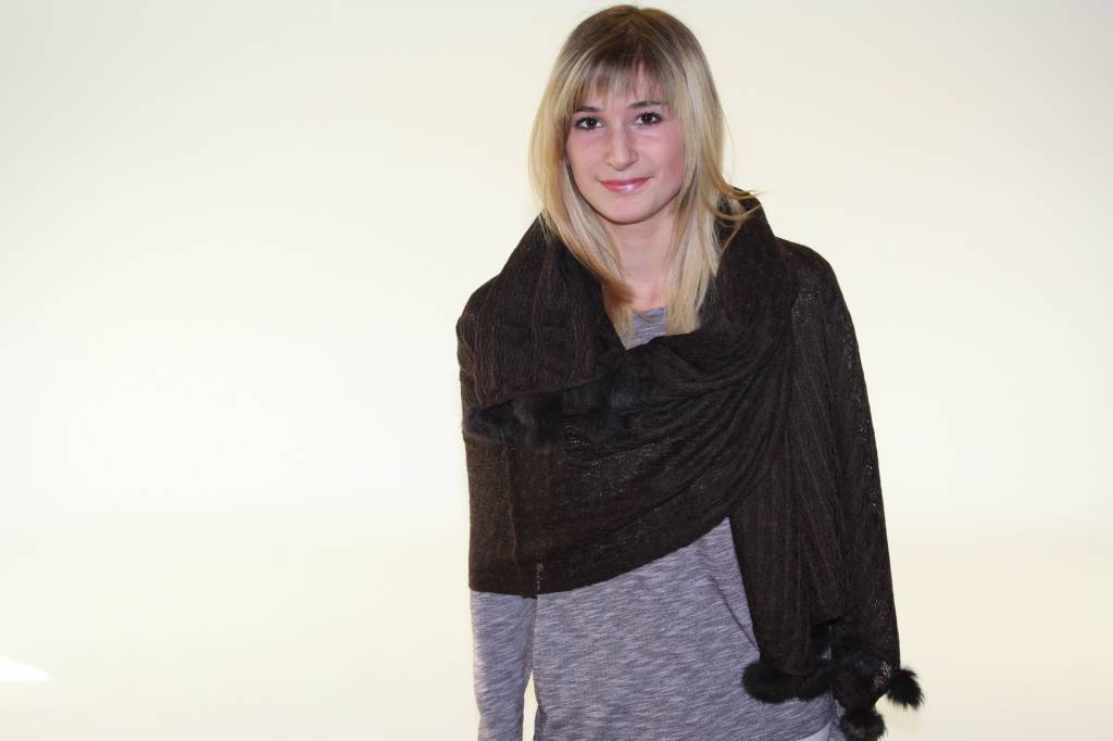 Sjaal breed Pompon's