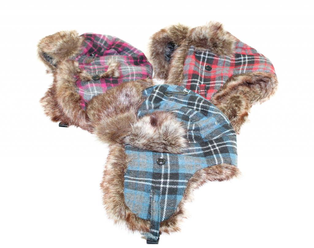 Muts Pels met oorflappen geruit