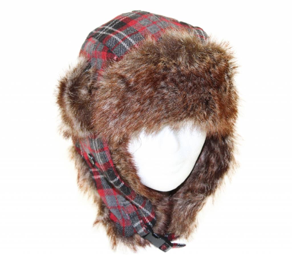Muts Pels met oorflappen geruit