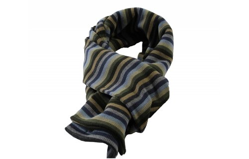 Muts gestreept in 3 verschillende maten. Muts gestreept in 3 verschillende maten.