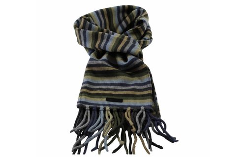 Muts gestreept in 3 verschillende maten. Muts gestreept in 3 verschillende maten.