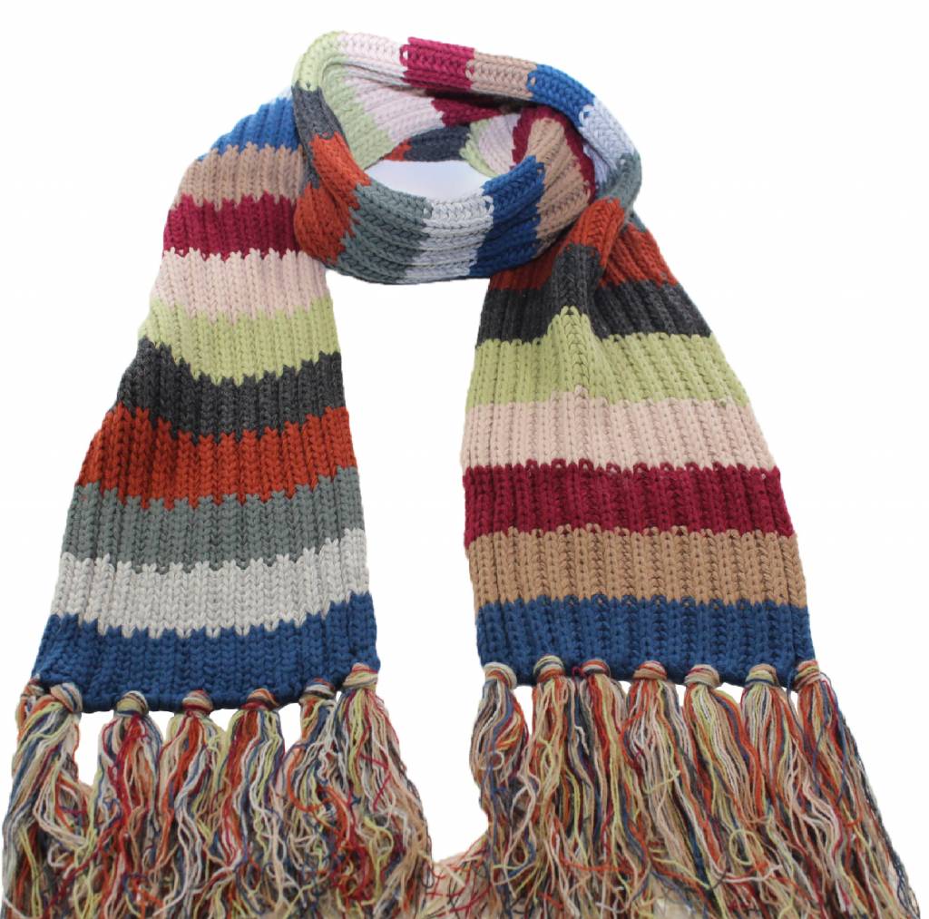 Sjaal gebreid streep met frengels 180 X 20 cm.