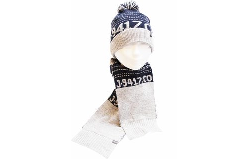 Gebreide Kindersjaal  blauw "Numbers"