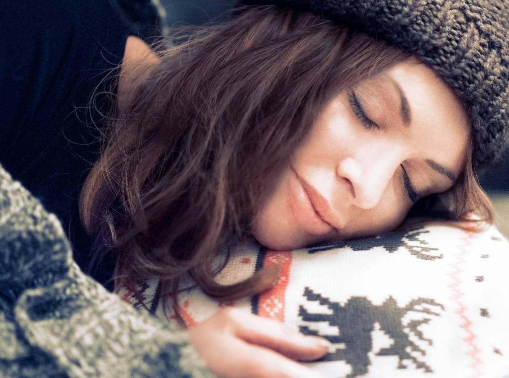 Warmwaterkruik 2 L. met gebreide hoes Noorwegen Hert Warmwaterkruik 2 L. met gebreide hoes Noorwegen Hert