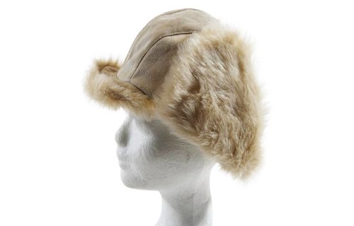 Muts Pels met oorflappen