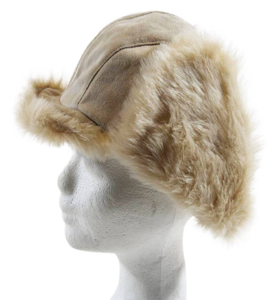Muts Pels met oorflappen