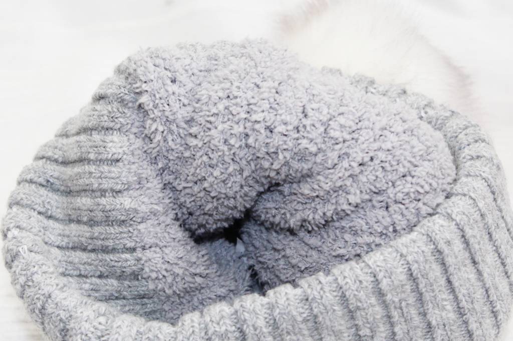 Dames Muts pompon fur / Cable