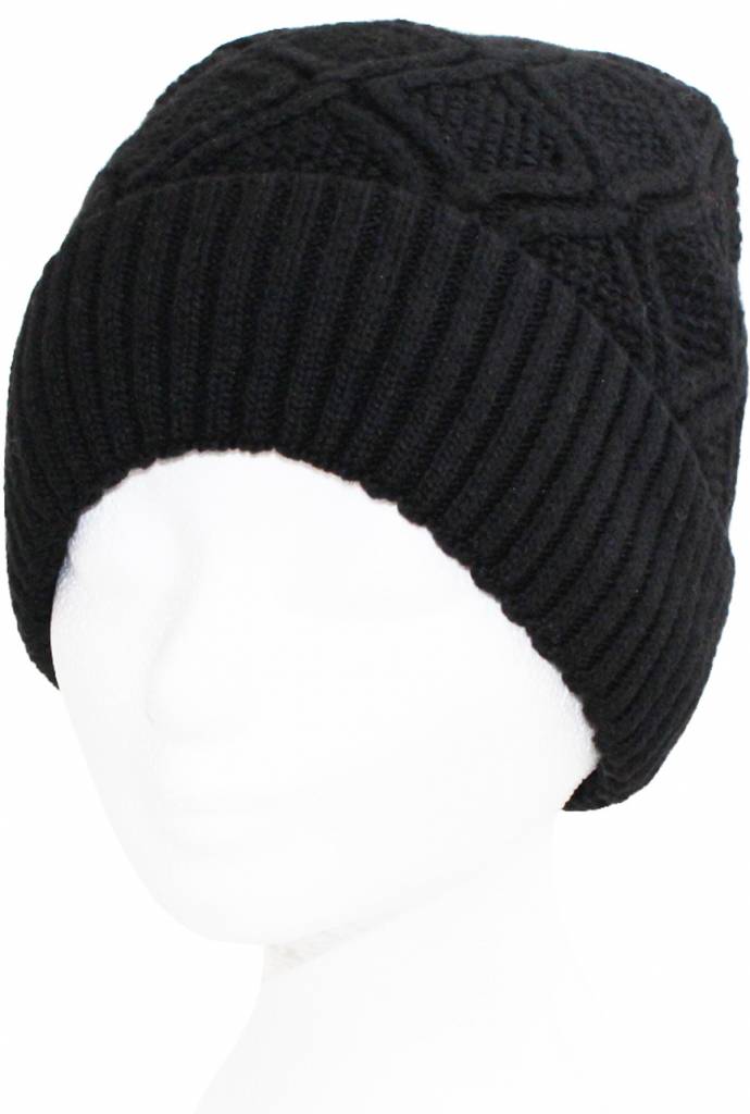 Gebreide Dames Muts met boord Gebreide Dames Muts met boord