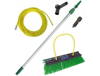 Telescoopsteel  2,50 m  + borstel  + knie + waterslang