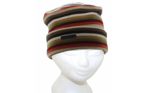 Muts gestreept in 3 verschillende maten. Muts gestreept in 3 verschillende maten.