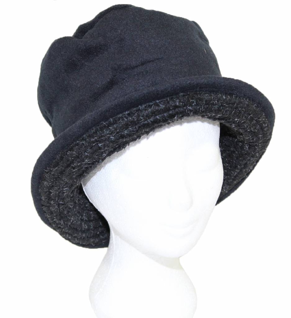 Dames Hoedje Fleece / Teddy met boord Zwart