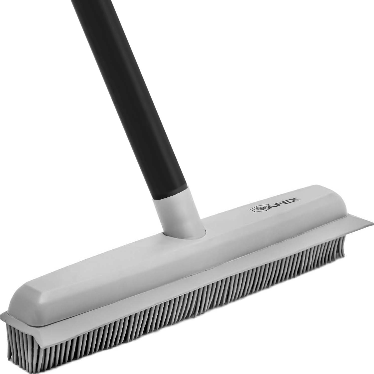 Rubberen bezem  met gelakte steel 1,50m.