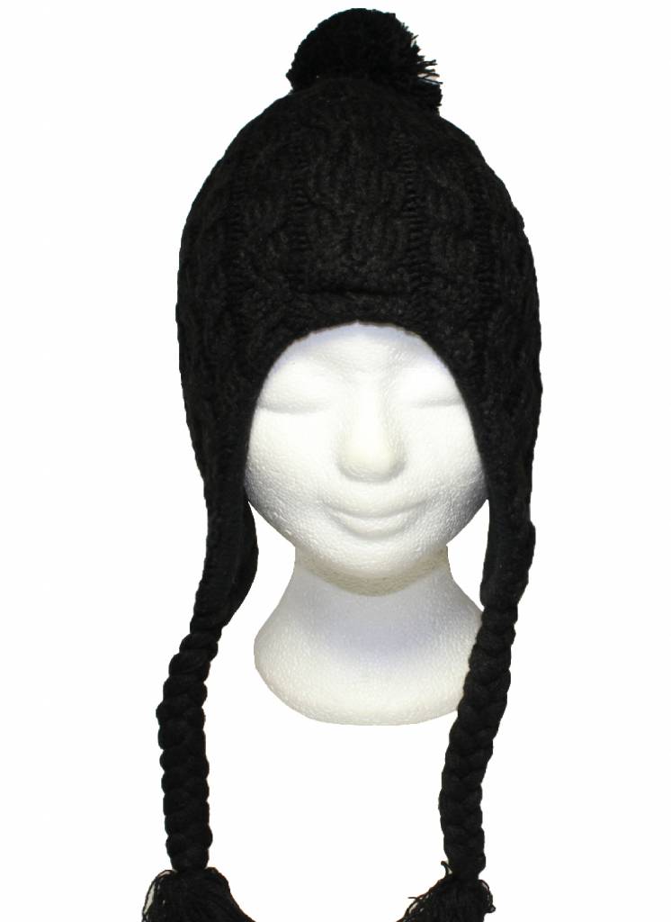 Gebreide pompon muts met vlechten zwart