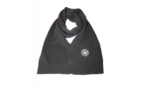 Kindermuts met bijpassende sjaal Kindermuts met bijpassende sjaal