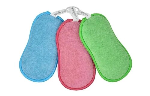 Microvezel huishoudspons 17 x 10 cm. - 3 stuks Microvezel huishoudspons 17 x 10 cm. - 3 stuks