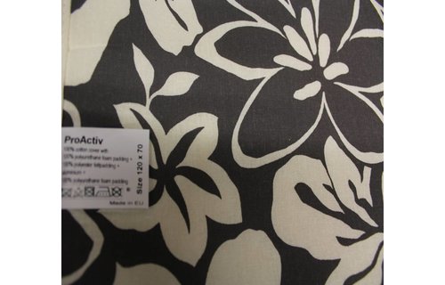 Strijkdeken ProActiv grijs / witte bloemmotief 120 X 70 cm.