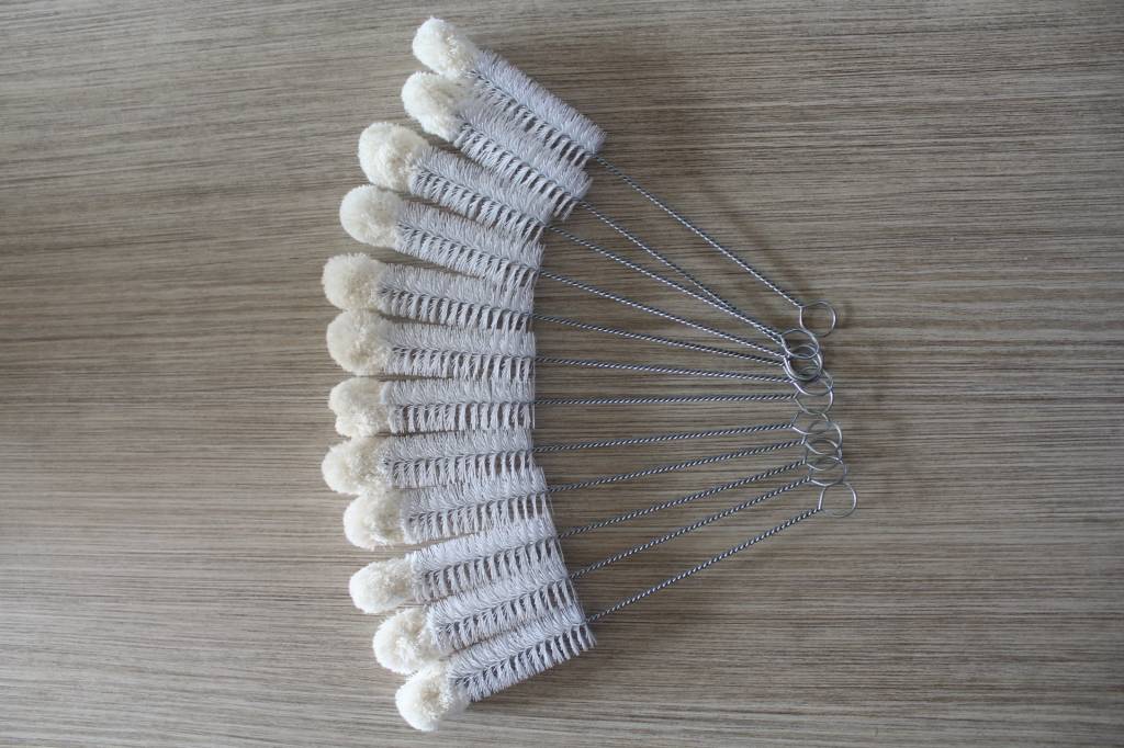 Flessenborstel nylon katoentop ∅ 30 mm. / 27 cm. lang Flessenborstel nylon katoentop ∅ 30 mm. / 27 cm. lang