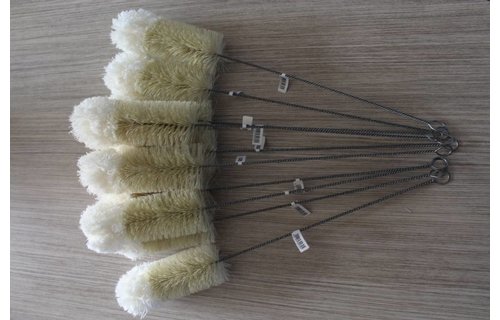 Flessenborstel nylon woltop ∅ 50 mm. / 29 cm. lang Flessenborstel nylon woltop ∅ 50 mm. / 29 cm. lang