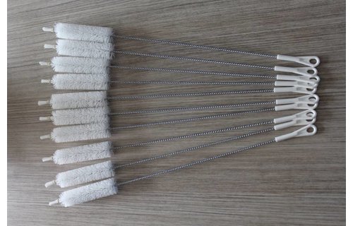 Flesborstel nylon ∅ 4 cm. extra lang 60 cm. Flesborstel nylon ∅ 4 cm. extra lang 60 cm.