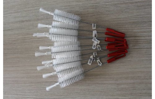 Flessenborstel nylon 1/4 liter ∅ 40 mm. / 26 cm. lang Flessenborstel nylon 1/4 liter ∅ 40 mm. / 26 cm. lang