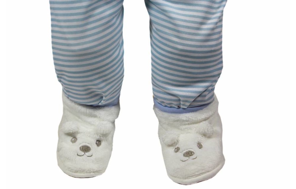Baby Muts - Sjaal en Pantoffels ecru Baby Muts - Sjaal en Pantoffels ecru