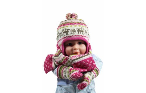 Babymuts , sjaal en wantjes Elandmotief roze Babymuts , sjaal en wantjes Elandmotief roze