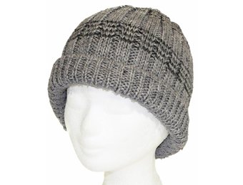 Gebreide Muts met pels grijs