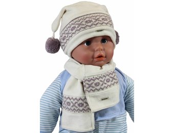 Babymuts pompons en sjaal fleece