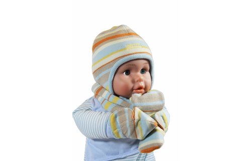 Babymuts , sjaal en wantjes gestreept