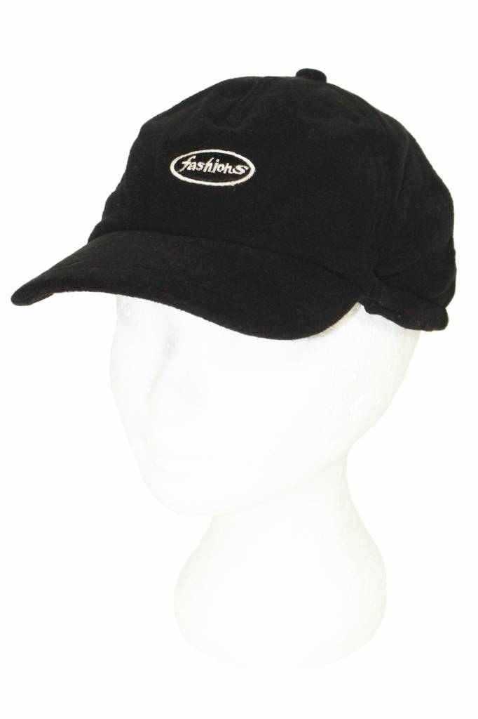 Fleece pet met oorflappen "Fashions" Zwart Fleece pet met oorflappen "Fashions" Zwart