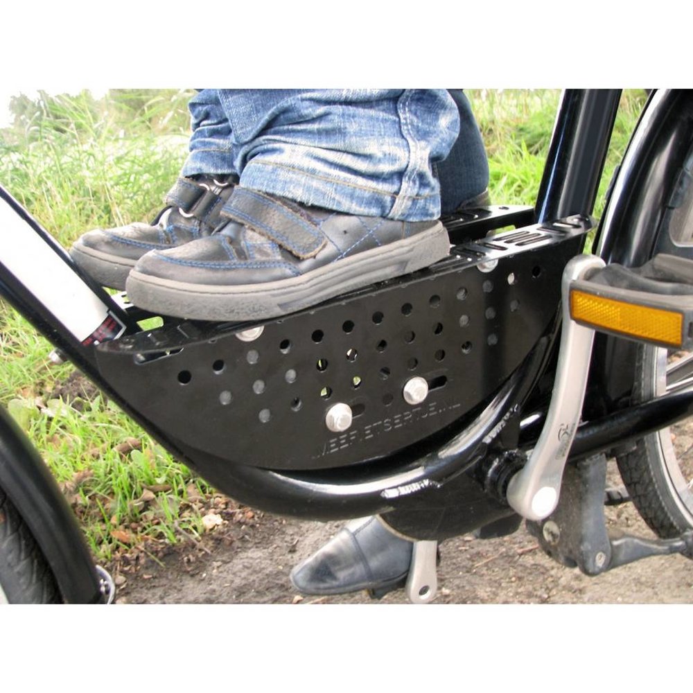 Meefietsertje eenvoudig voorop de fiets.