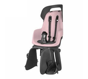Bobike Maxi Go Cotton Candy Pink drager bev Achterstoeltje