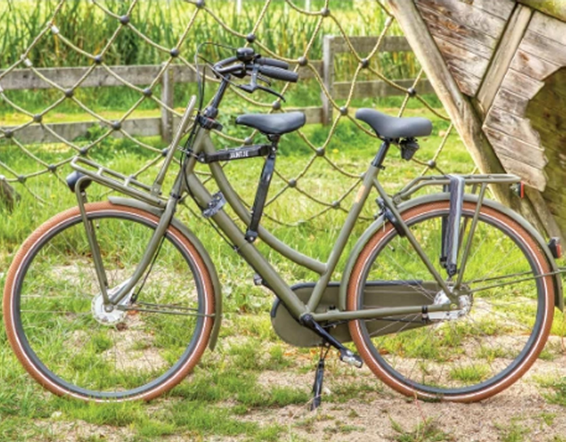 Zadel op buis Damesfiets Jantje en zijn Kornuiten