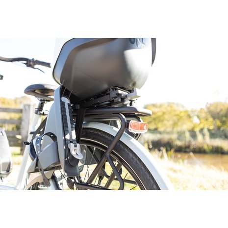 Bobike Maxi Go Lemon Sorbet MIK HD drager bev Achterstoeltje