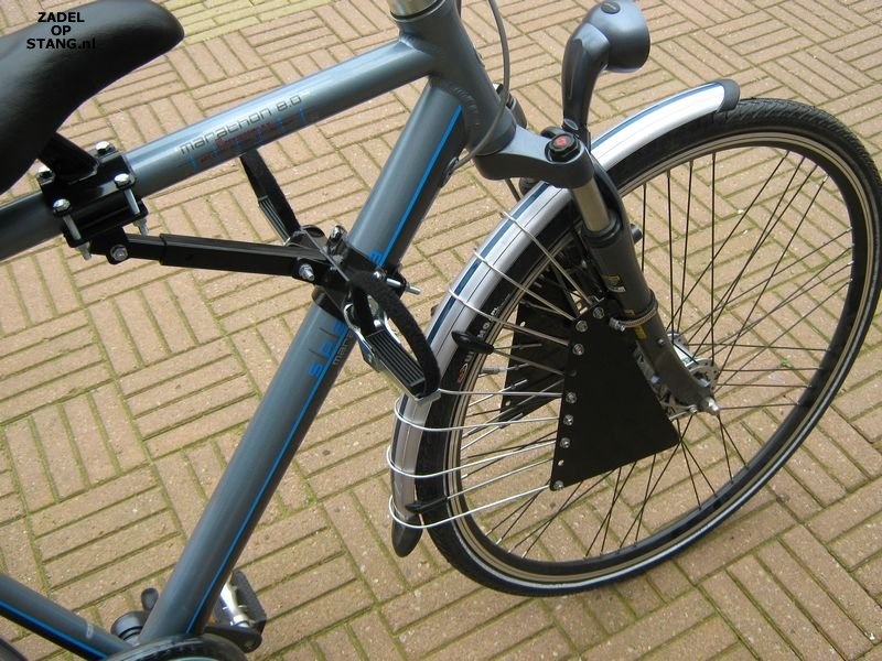 Zadel op Stang voor een Herenfiets met oversized frame (Buiszadel)