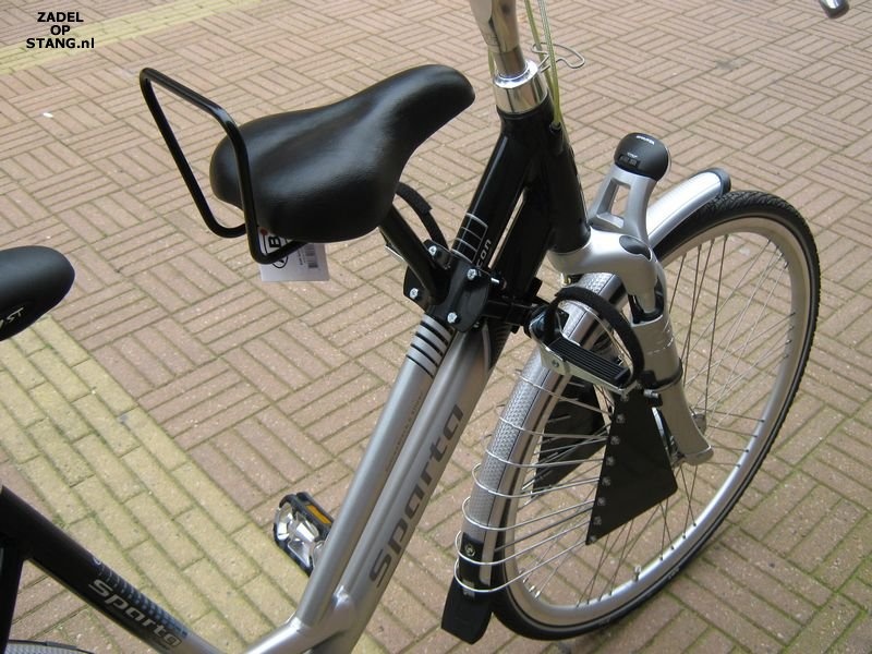 Zadel op Stang voor een Damesfiets met aluminium dubbel frame (Buiszadel)