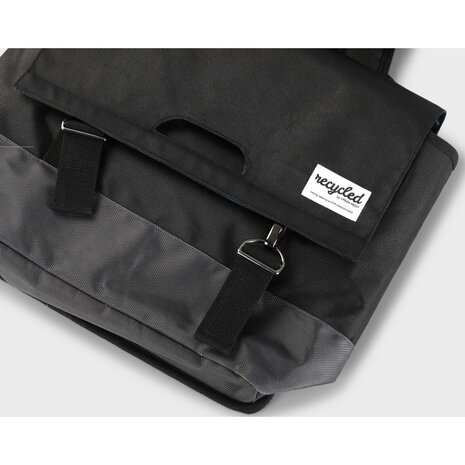 URBAN PROOF Dubbele Fietstas 40 liter recycled Zwart Grijs URBAN PROOF Dubbele Fietstas 40 liter recycled Zwart Grijs