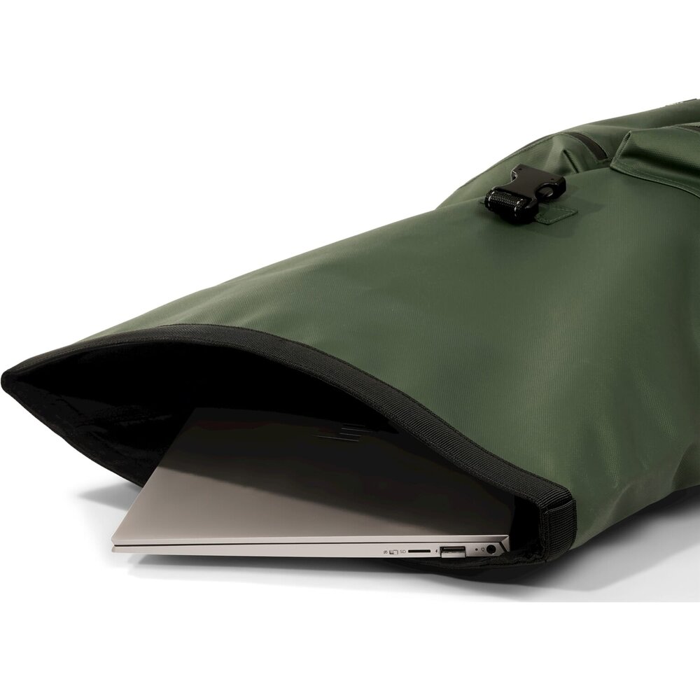 URBAN PROOF rolltop backpack 20L recycled groen URBAN PROOF rolltop backpack 20L recycled groen