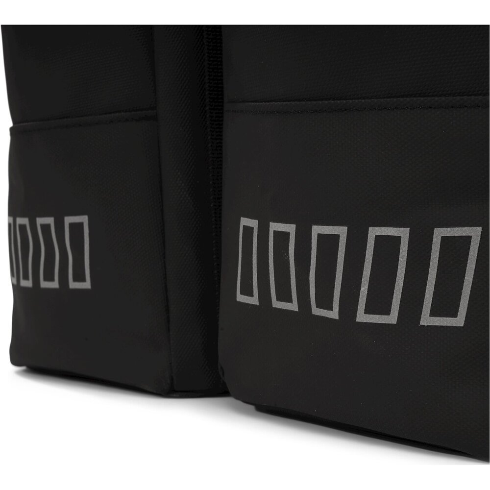 URBAN PROOF double rolltop bag 38L recycled zwart URBAN PROOF double rolltop bag 38L recycled zwart