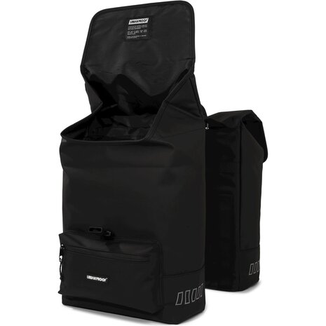 URBAN PROOF double cargo bag 38L recycled zwart