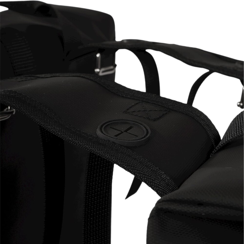 URBAN PROOF double cargo bag 38L recycled zwart