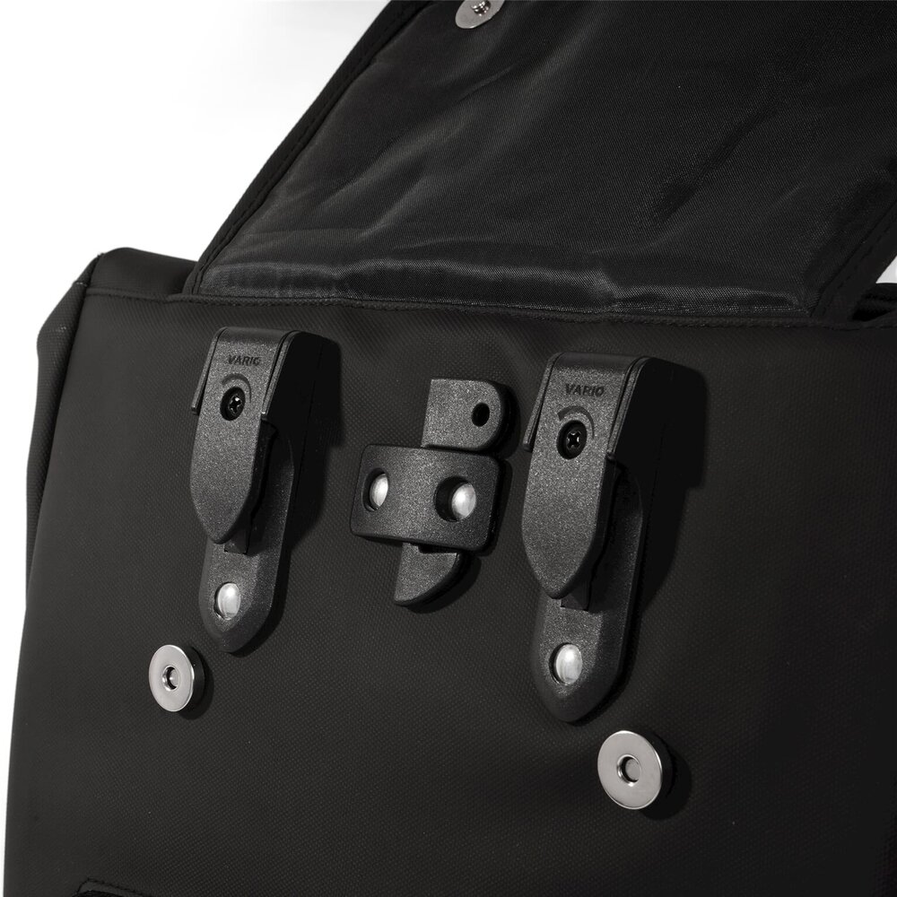 URBAN PROOF cargo backpack 20L recycled zwart URBAN PROOF cargo backpack 20L recycled zwart