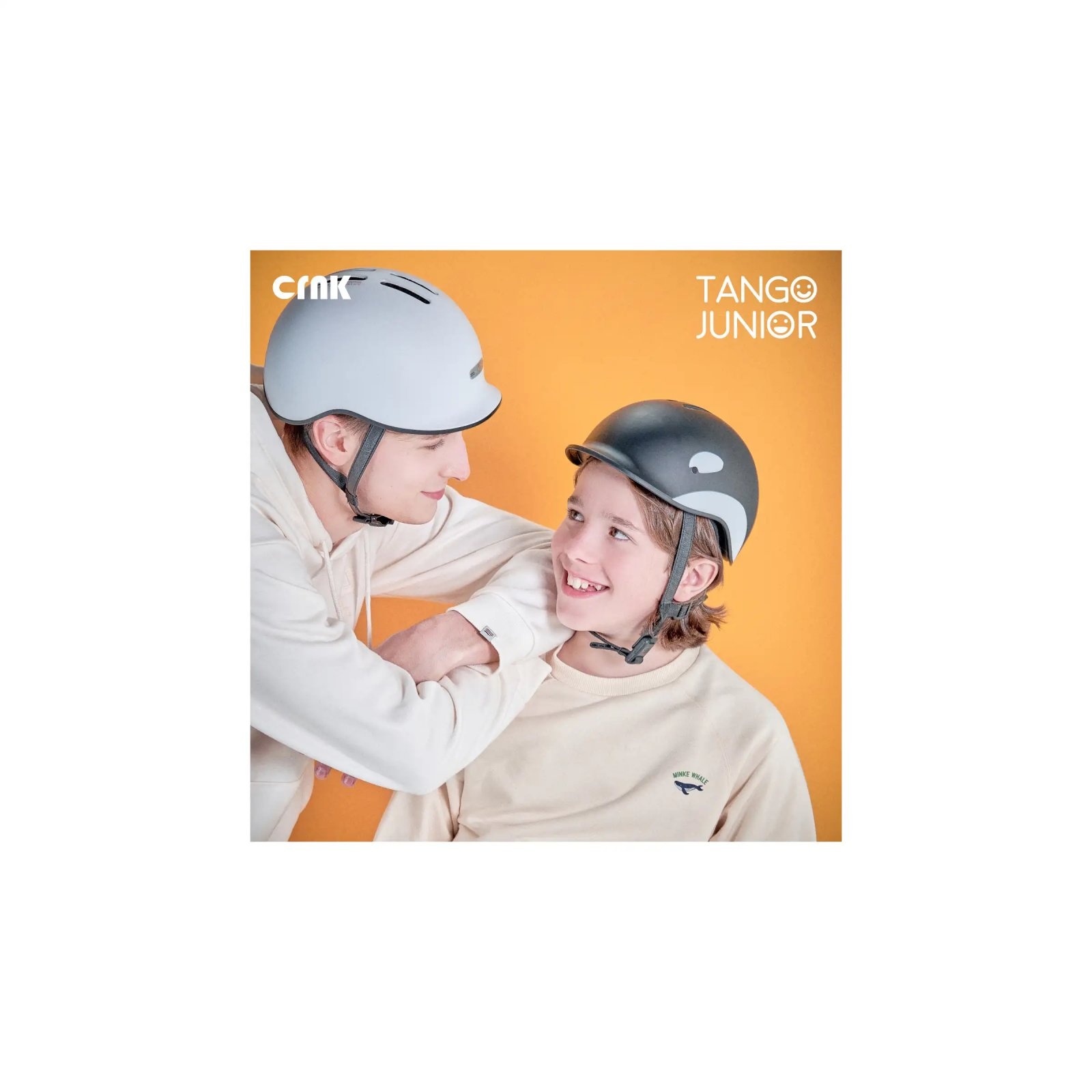 CRNK helm Tango Junior zwart